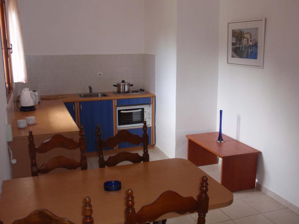 Yianetta Hotel Apartments Kavos Luaran gambar